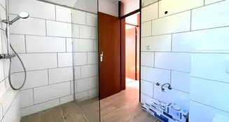 von_poll_real_estate_property_25048018i_image_17