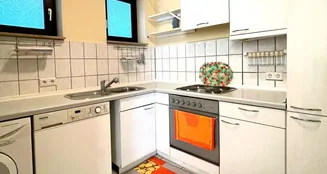 von_poll_real_estate_property_25048018i_image_25