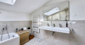 von_poll_real_estate_property_25048024_image_9