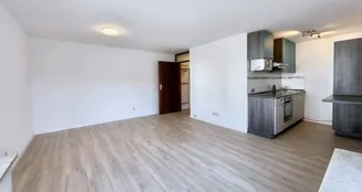 von_poll_real_estate_property_25048023_image_4