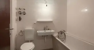 von_poll_real_estate_property_25048023_image_7