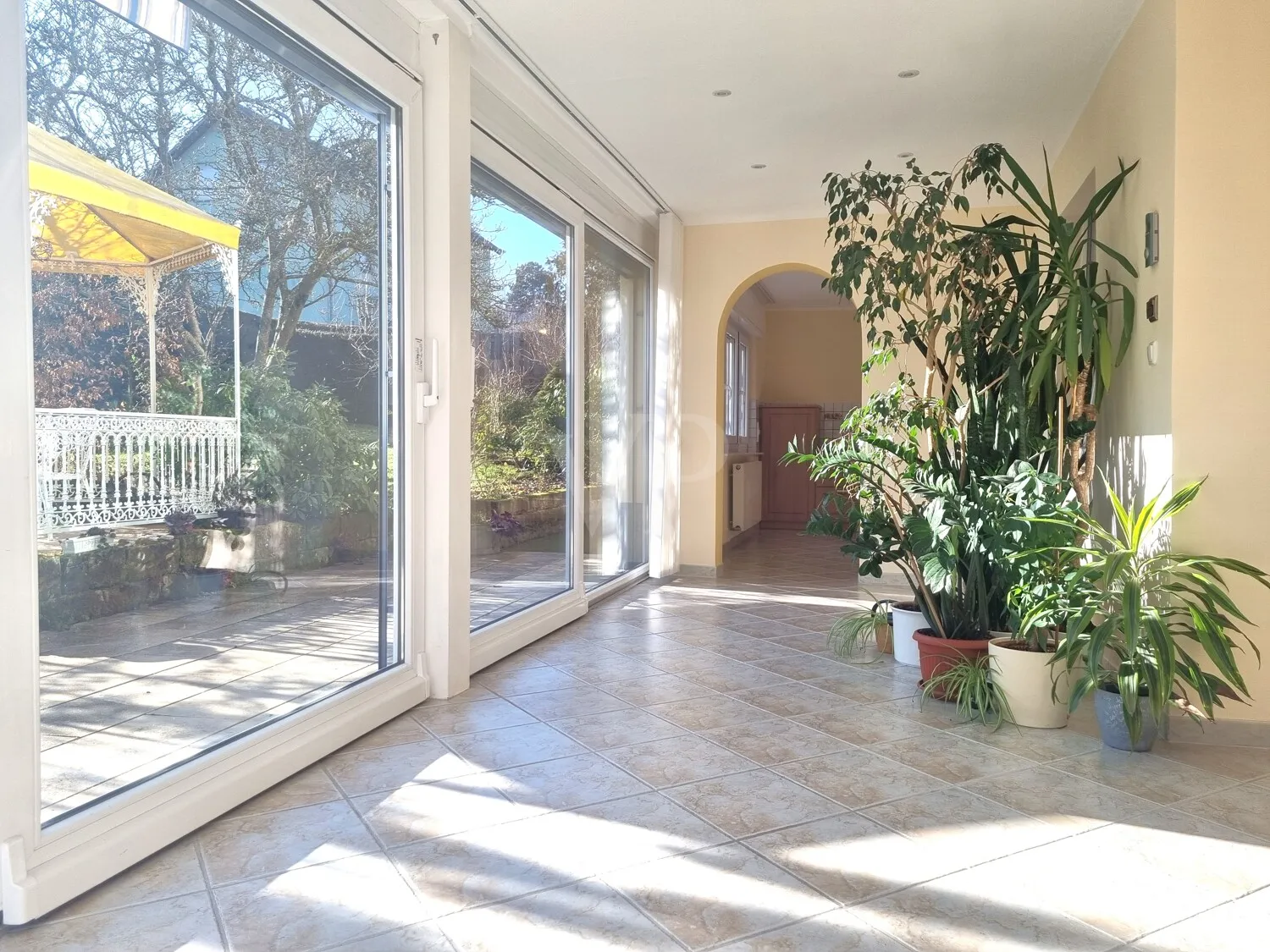 Einladender Wintergarten EG