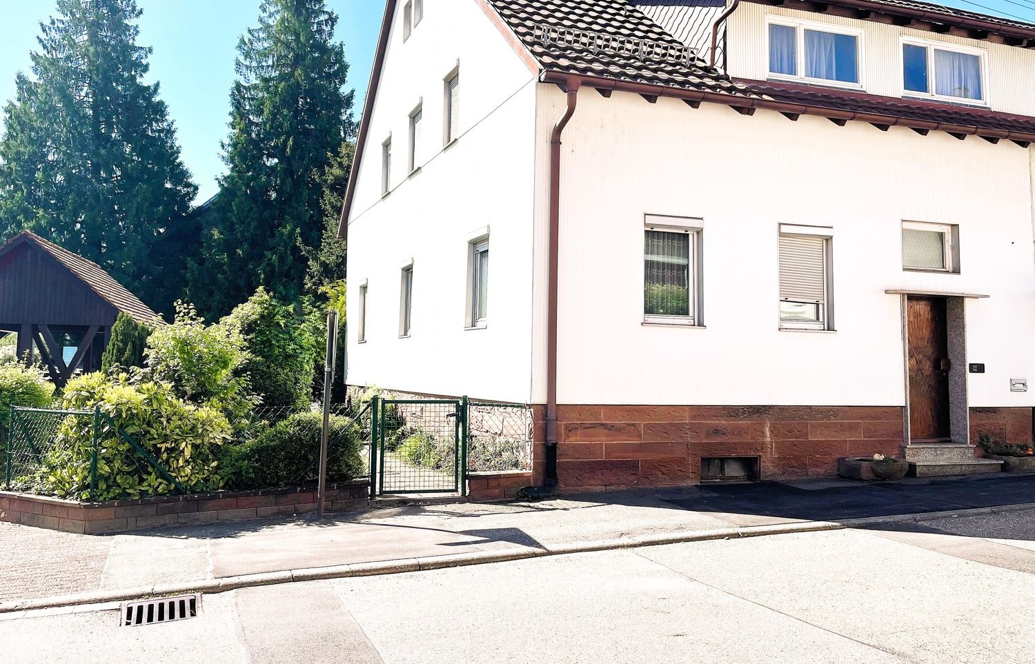 Doppelhaushälfte