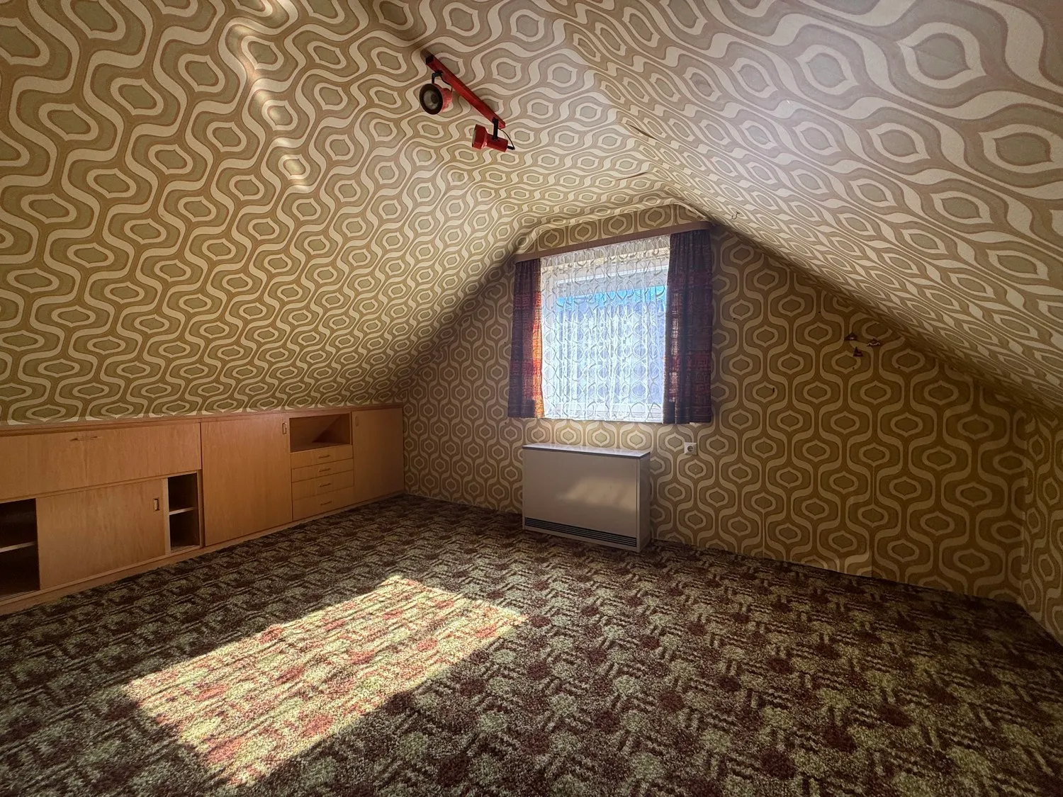 DG eines der beiden Zimmer