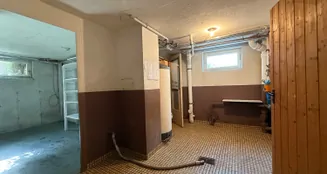 von_poll_real_estate_property_25048011n_image_20