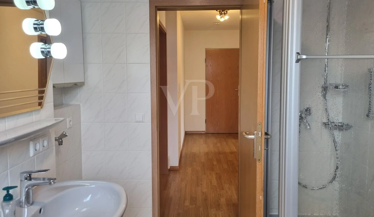 Vollbad mit Tageslicht