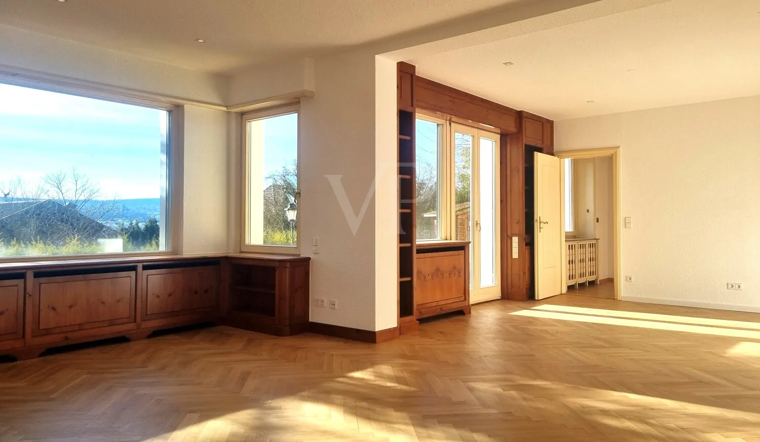 Wohnbereich mit Zugang zur Terrasse / Garten