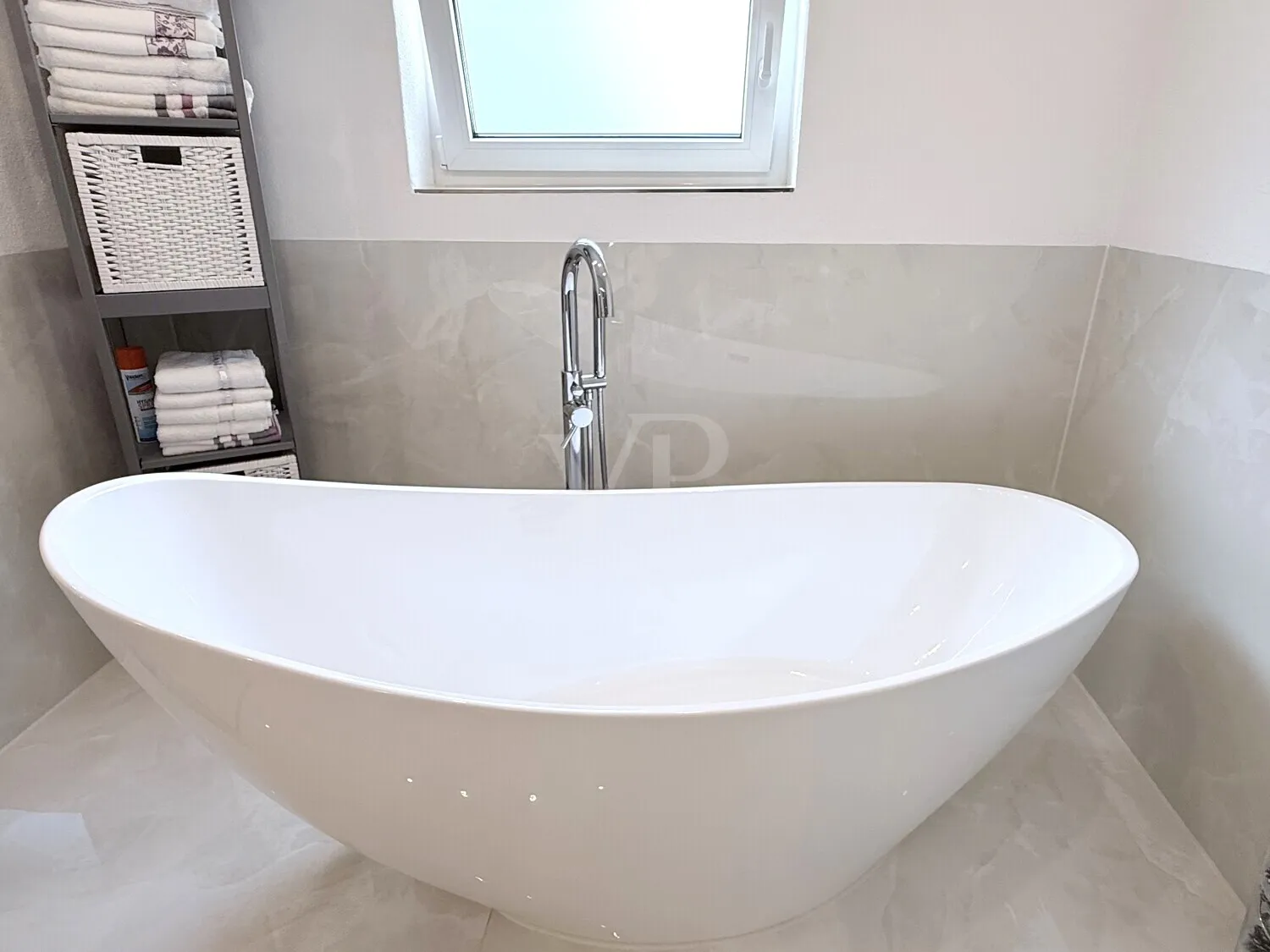 Bad UG Designerwanne