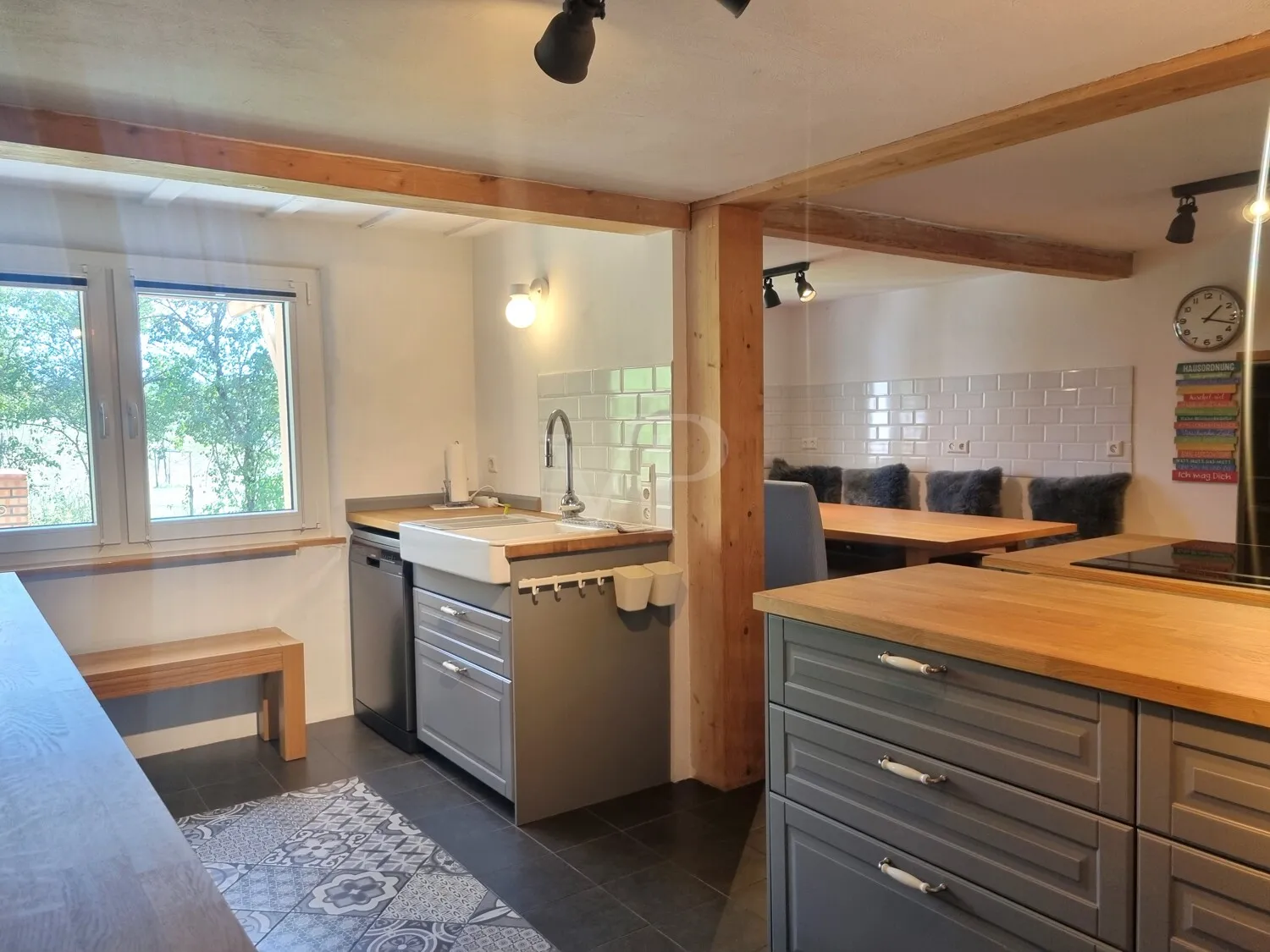 Geräumige Küche