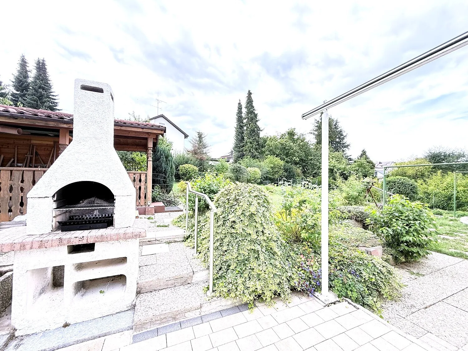 Terrasse mit Grill