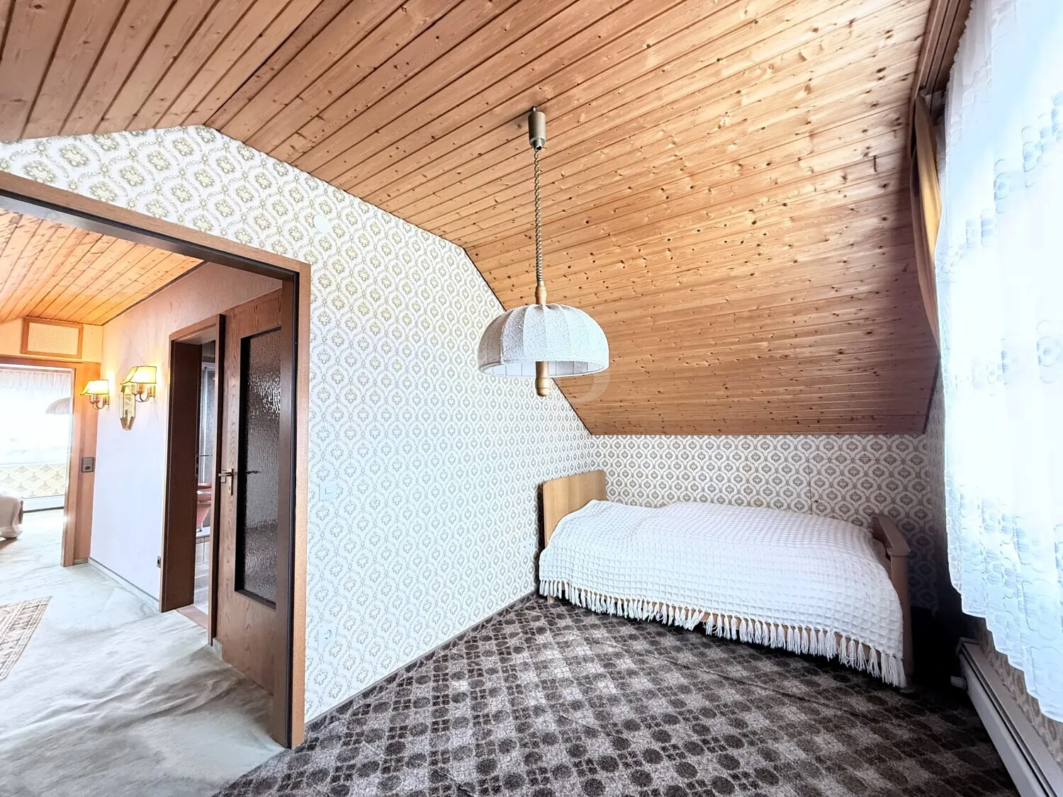 kleines Zimmer DG