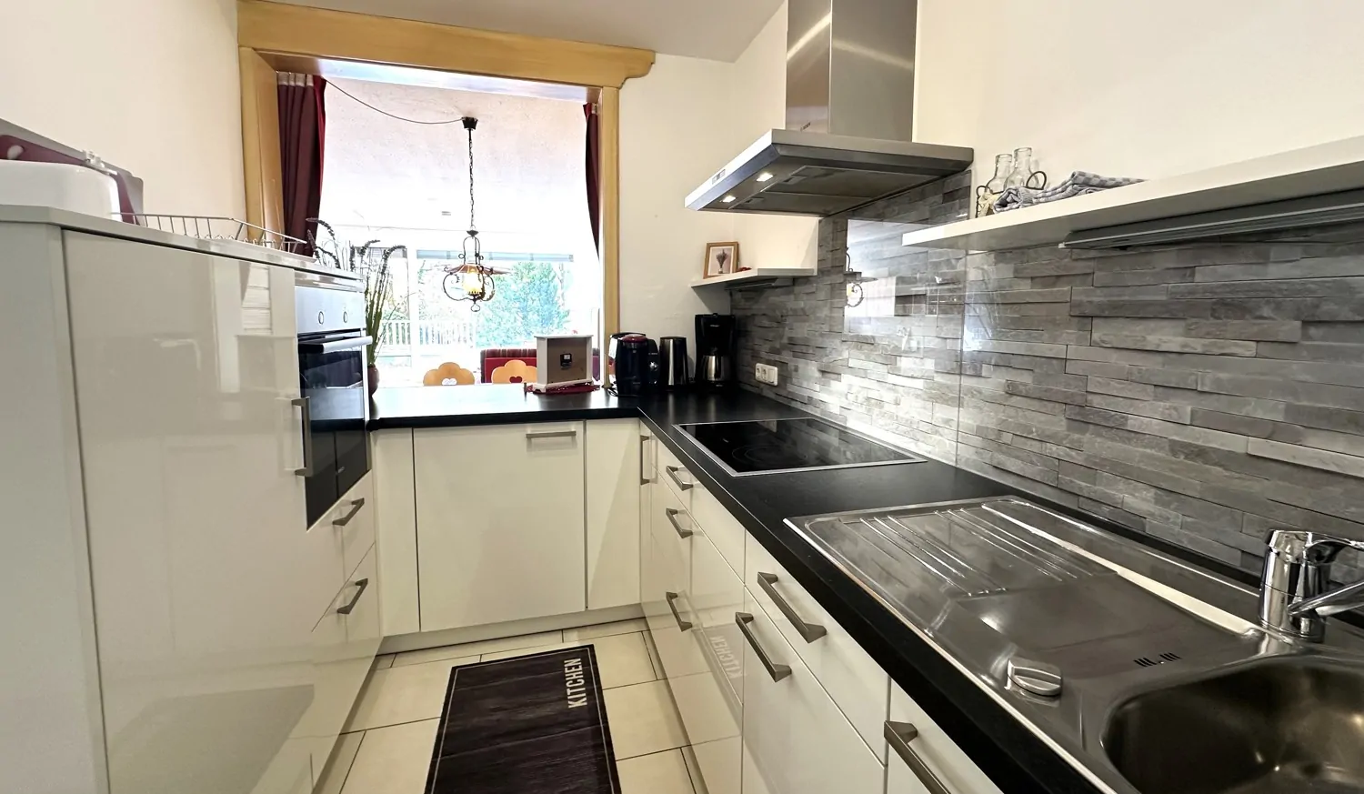 Schicke Einbauküche