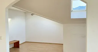 von_poll_real_estate_property_26083002_image_8