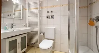 von_poll_real_estate_property_25083001_image_8