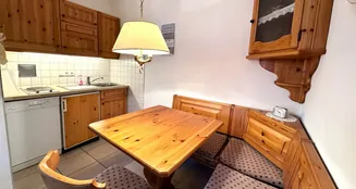 von_poll_real_estate_property_25083001_image_2