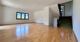 von_poll_real_estate_property_25083004_image_8