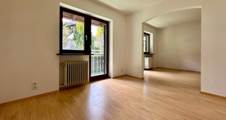 von_poll_real_estate_property_25083004_image_12
