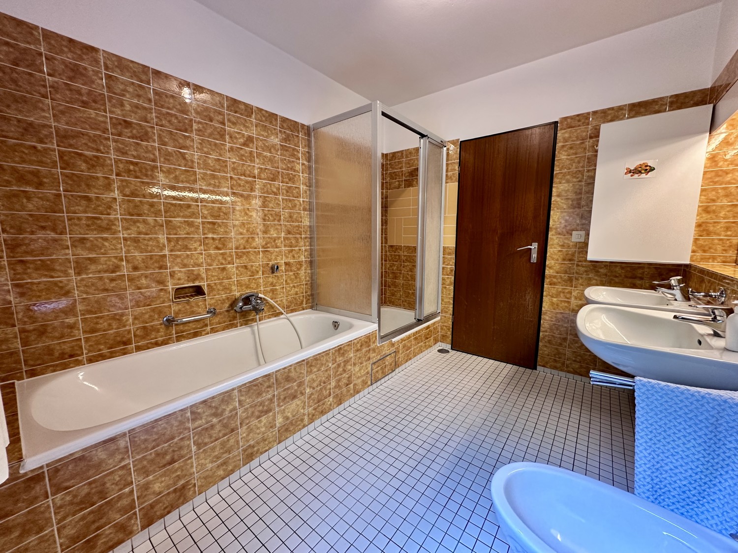 Badezimmer EG
