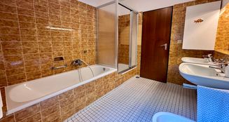 von_poll_real_estate_property_25083009_image_11