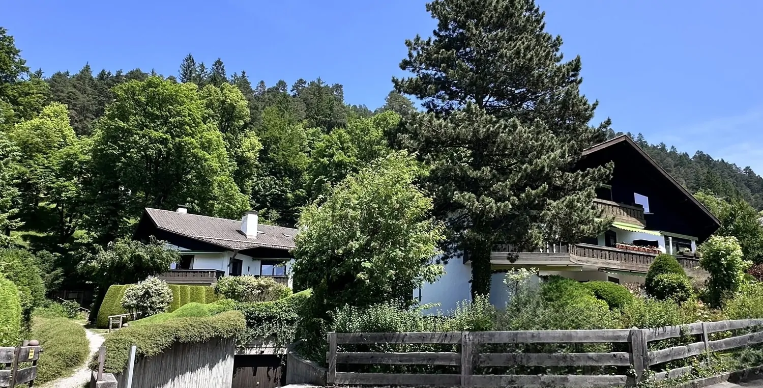 Ansicht Anlage mit TG Abfahrt