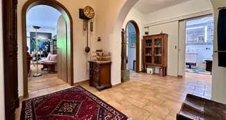 von_poll_real_estate_property_25083011_image_1