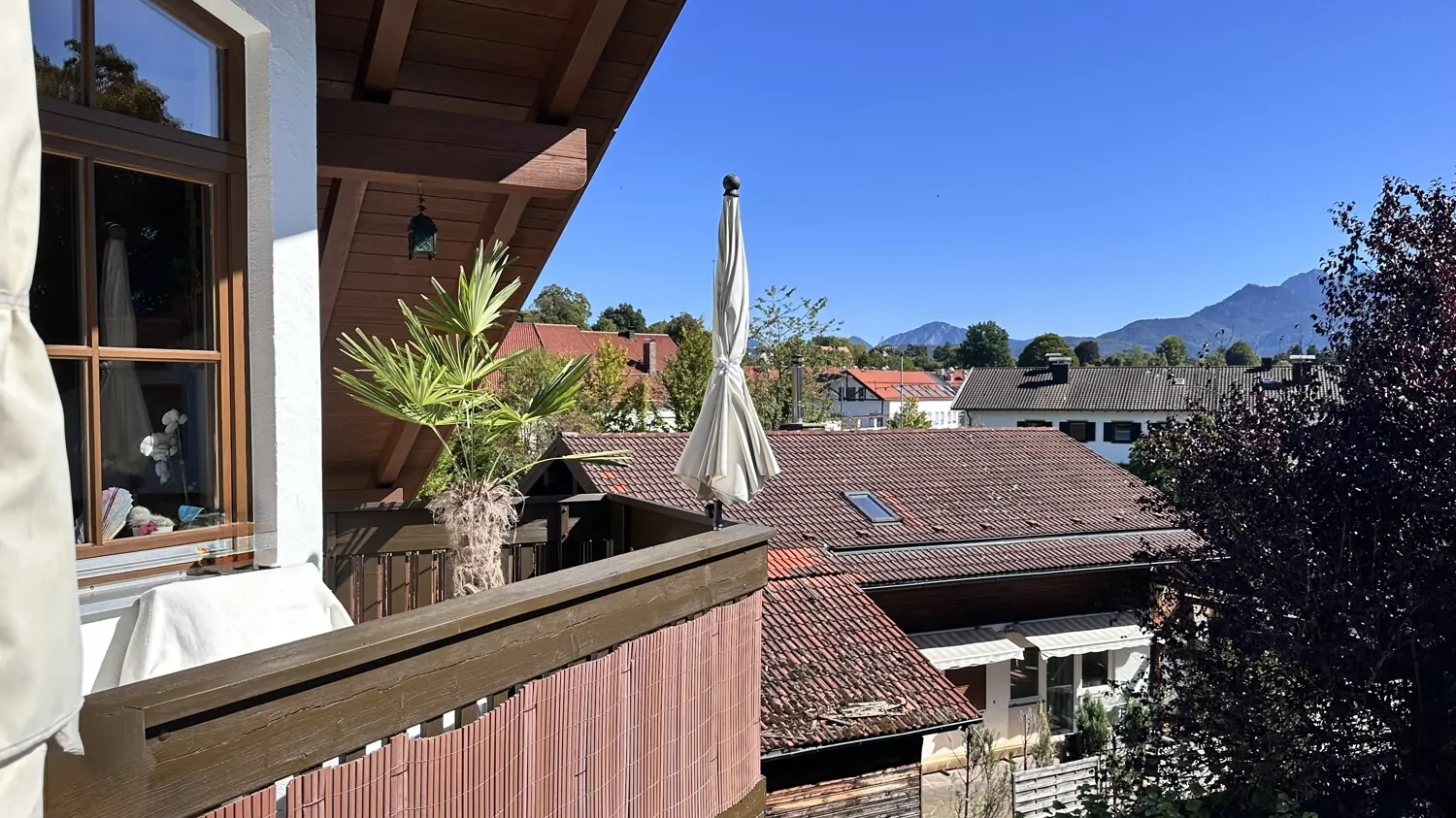 Süd-Balkon mit Aussicht