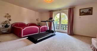 von_poll_real_estate_property_25083013_image_13