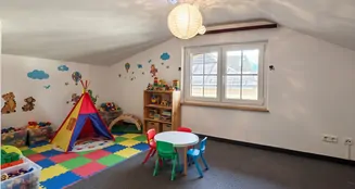 von_poll_real_estate_property_26083001_image_16