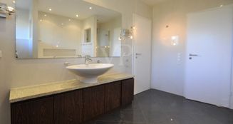 von_poll_real_estate_property_25192032_image_13