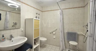 von_poll_real_estate_property_25192041_image_8