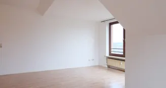 von_poll_real_estate_property_25192054_image_1