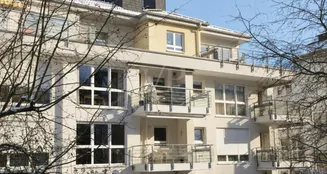 von_poll_real_estate_property_26192005_image_0