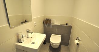 von_poll_real_estate_property_25192051_image_18