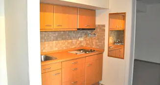 von_poll_real_estate_property_26192001_image_12