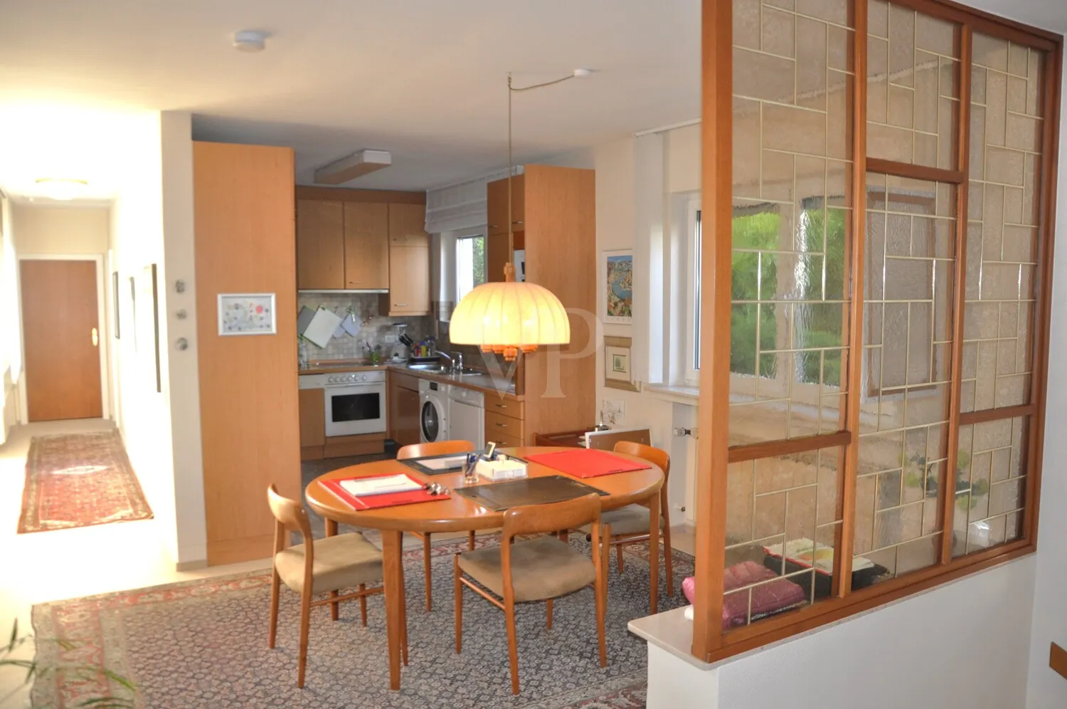 Offene Küche mit Essplatz