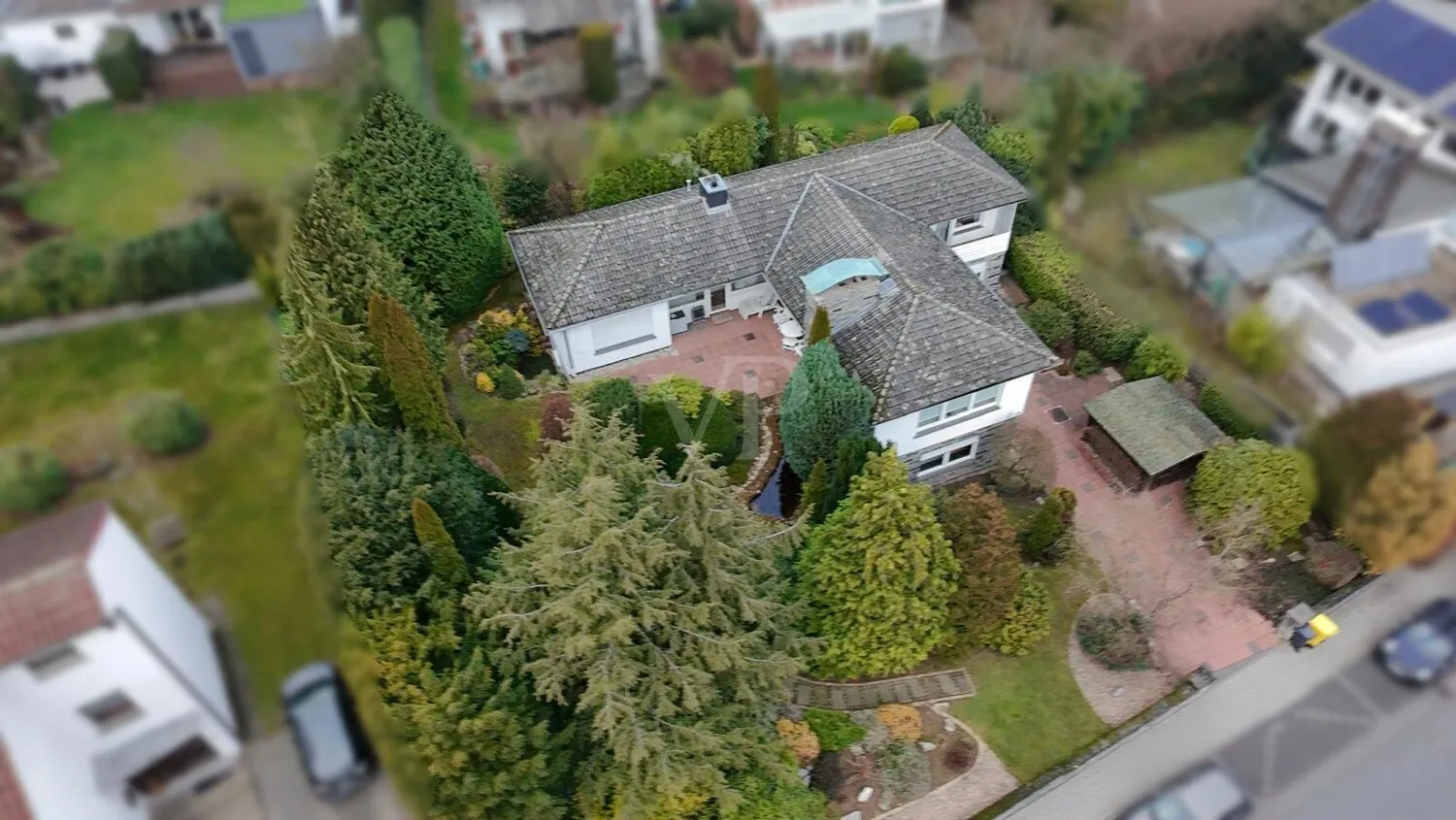 Grundstück mit 2-Parteienhaus in bester Wohnlage von Idstein