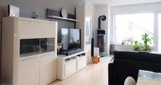 von_poll_real_estate_property_25192055_image_0