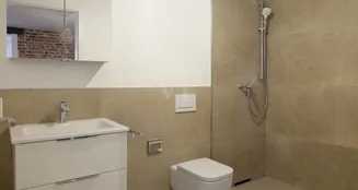 von_poll_real_estate_property_25192057_image_15