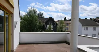 von_poll_real_estate_property_26192013_image_9