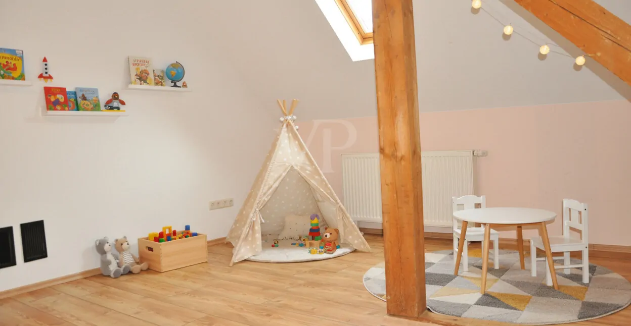 Kinderzimmer Einrichtungsbeispiel (KI)