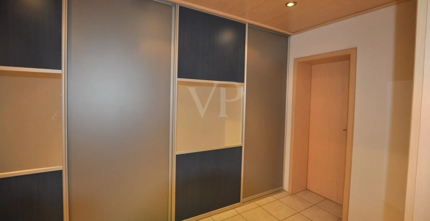 Praktischer Einbauschrank