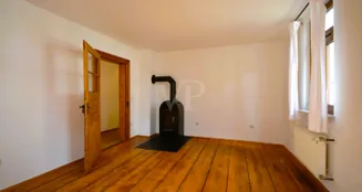 von_poll_real_estate_property_26192019_image_5