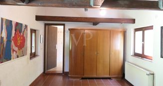 von_poll_real_estate_property_25192015_image_9