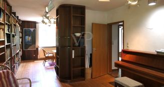 von_poll_real_estate_property_25192015_image_4