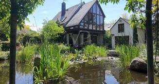 von_poll_real_estate_property_25192015_image_0