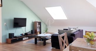 von_poll_real_estate_property_24192045_image_2
