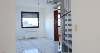 von_poll_real_estate_property_25192002_image_2