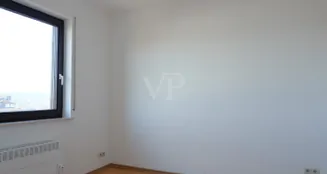 von_poll_real_estate_property_25192002_image_4