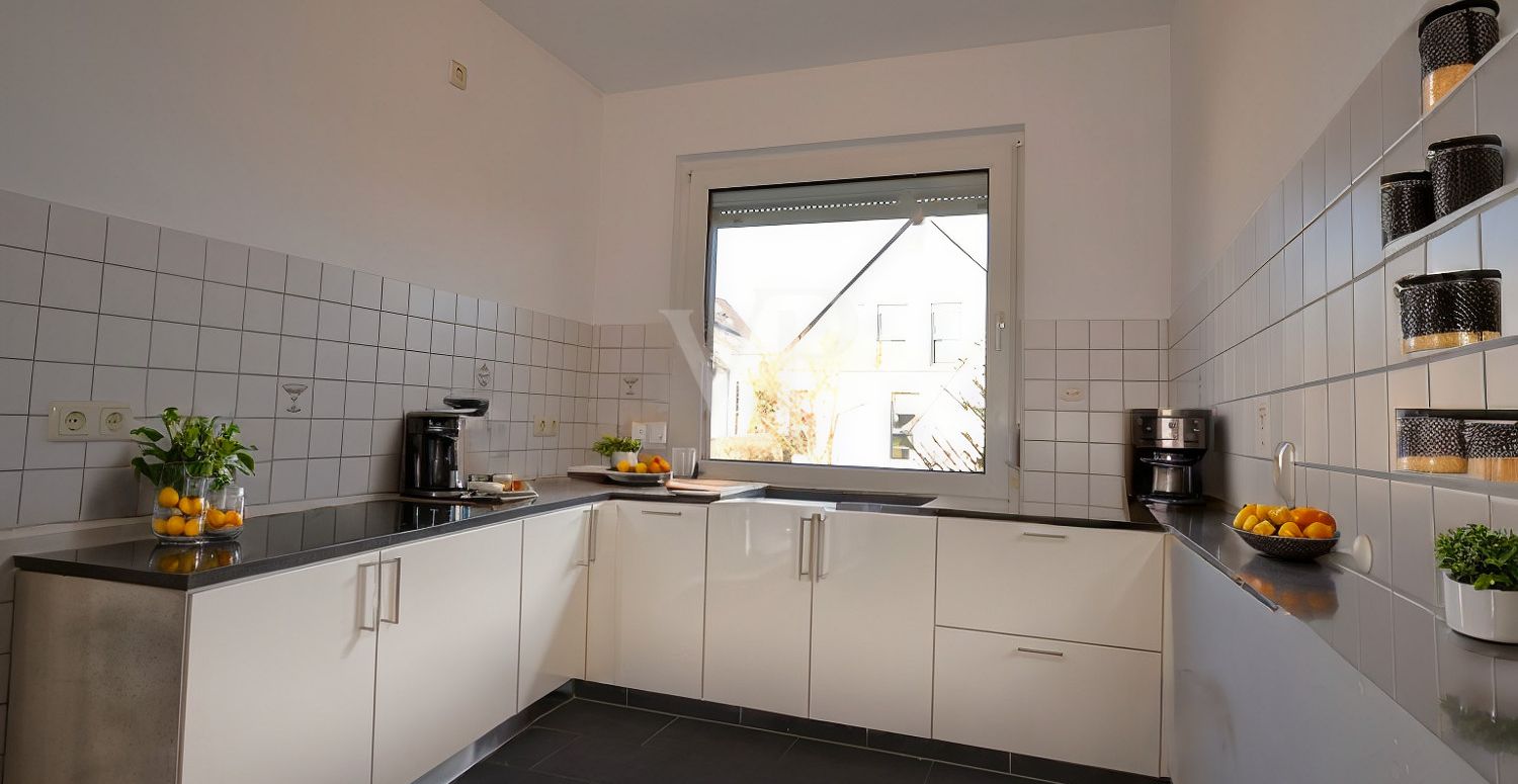 EG Küche KI generiert