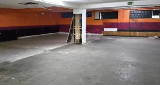 von_poll_real_estate_property_25192009_image_3